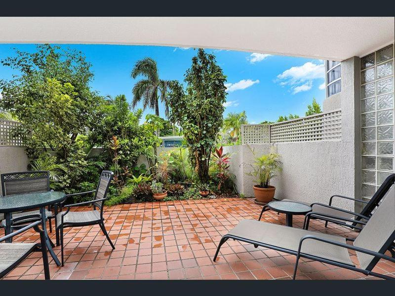 Апарт отель Sundeck Gardens Маручидор Экстерьер фото